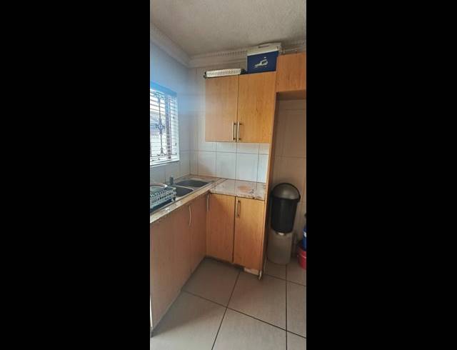 3 BEDROOM HOUSE FOR SALE IN PHILIP NEL PARK